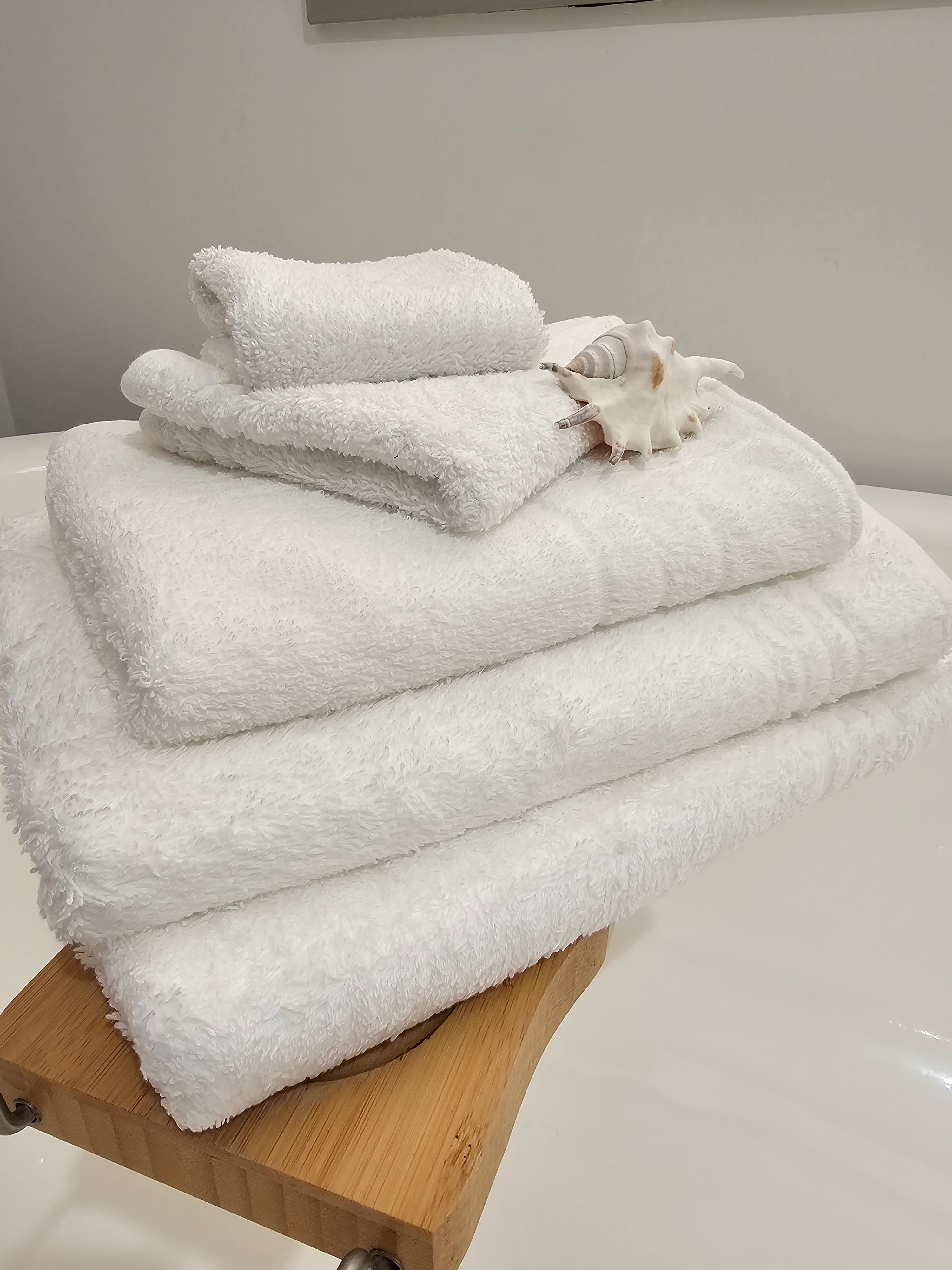 HOTEL QUALITY TOWELS Snag Free EcoKnit Towels